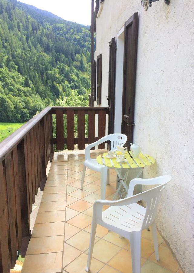 Acero Rosso Appartement San Colombano Buitenkant foto