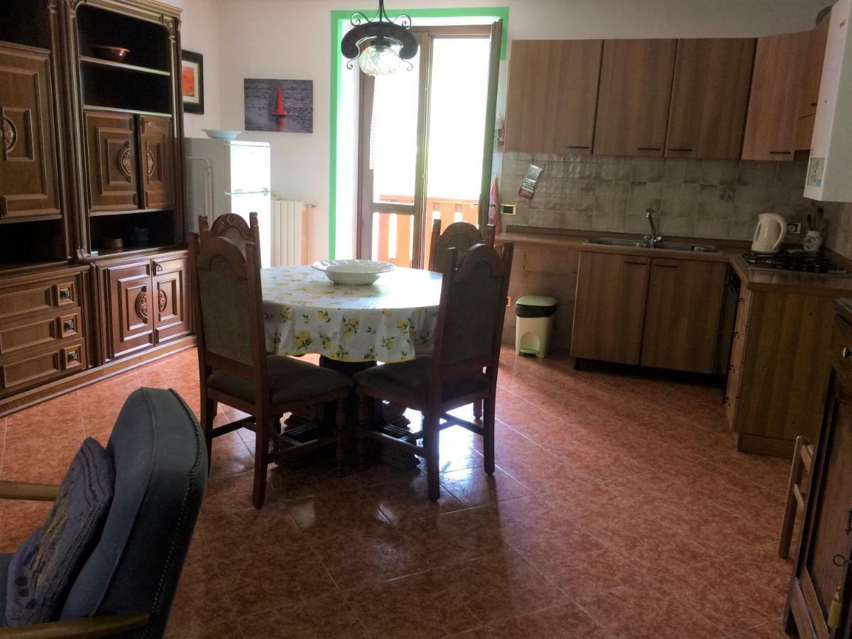 Acero Rosso Appartement San Colombano Buitenkant foto